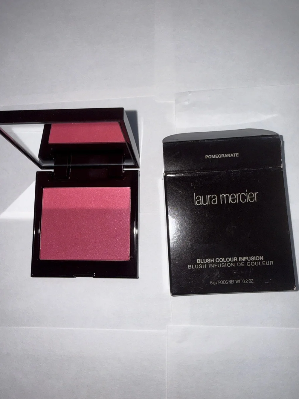 laura mercier Pomegranate Pink Powder Blush